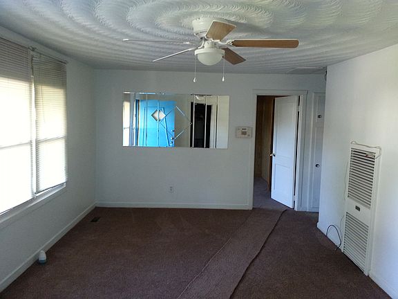2nd image of 706 Bold St