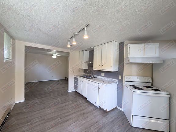 4th image of 103 W 7th St APT 1