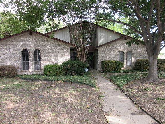 3rd image of 1015 Terrebonne Ct
