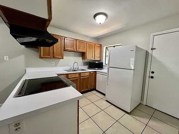 5th image of 5315 NW 20th Way #C-1