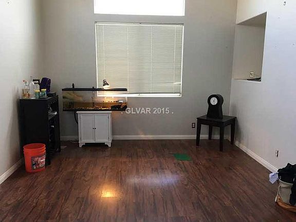3rd image of 3658 Teak Crest Dr