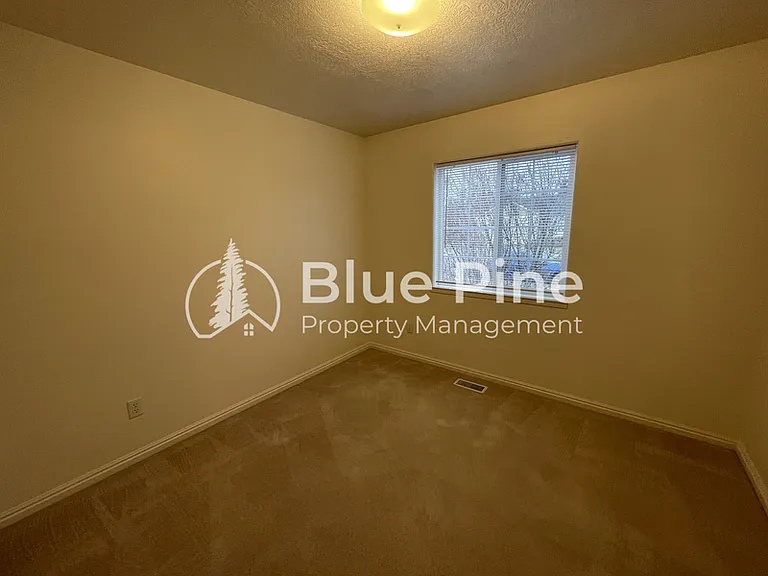 3863 Ridgeview Cir — Photo 11