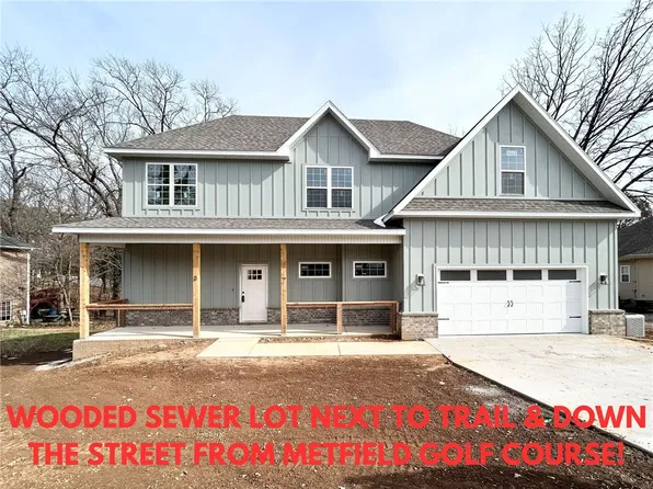 3 Morganshire Dr, Bella Vista, AR 72714