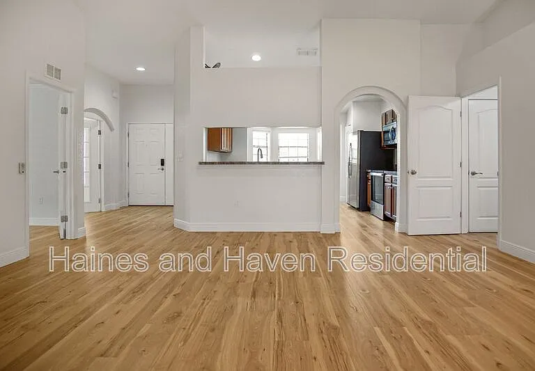 1207 Coda Ct — Photo 9