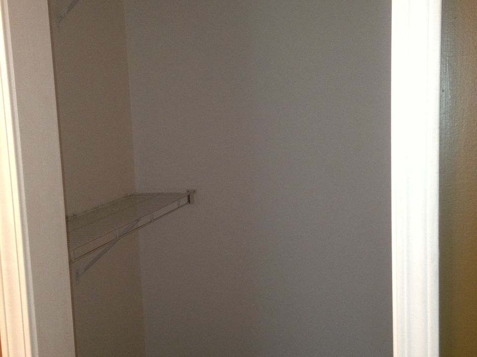Master bedroom Walkin Closet