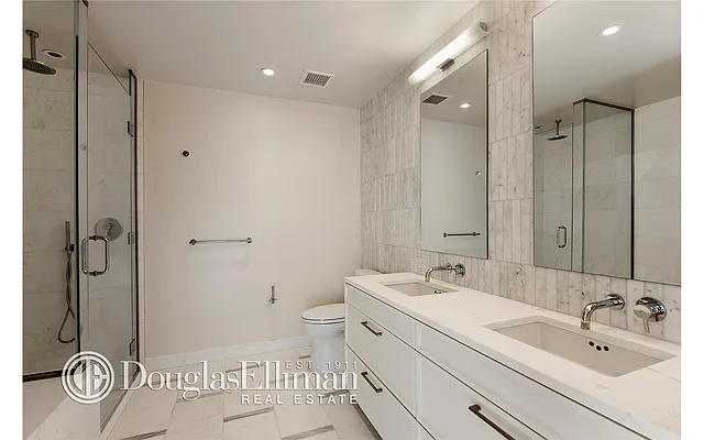 Rented by Douglas Elliman | media 14