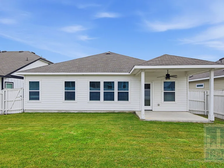 171 Catalina Dr — Photo 21