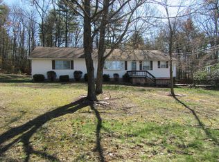 3130 Hillcrest Dr, Saylorsburg, PA 18353