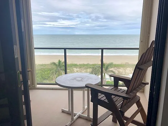 355 S Ocean Dr #807 — Photo 17