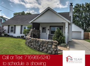 67 Rosedale Dr, Cheektowaga, NY 14225