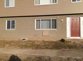 1527 N 55th Dr, Kansas City, KS 66102