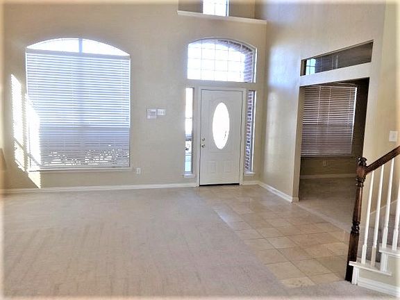 3rd image of 3308 Rolling Hills Ln