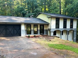 5531 Four Winds Dr SW, Lilburn, GA 30047