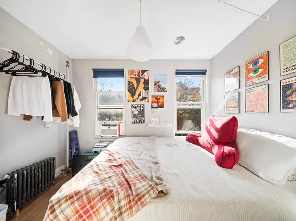 171 8th Street image 12 of 33