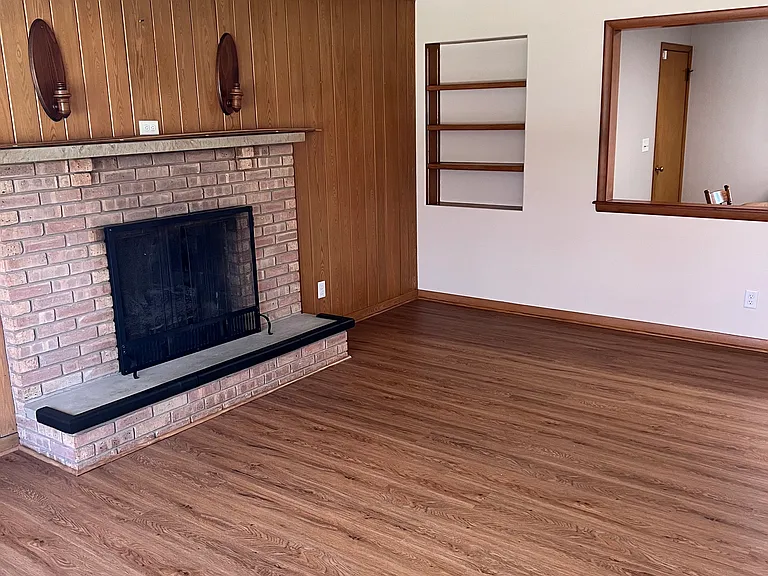 724 Pleasant St — Photo 28