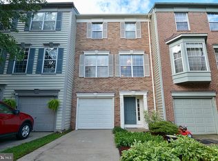 1185 Cypress Tree Pl, Herndon, VA 20170