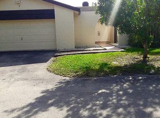 10829 SW 132 Circle Ct, Miami, FL 33186