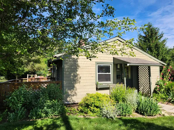 2532 Pittsfield Blvd, Ann Arbor, MI 48104