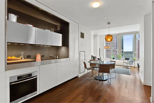 Rented by Douglas Elliman | media 27