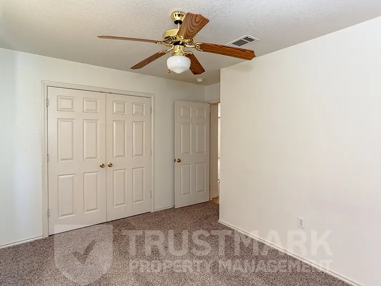 700 S Amy Ln #103 — Photo 11