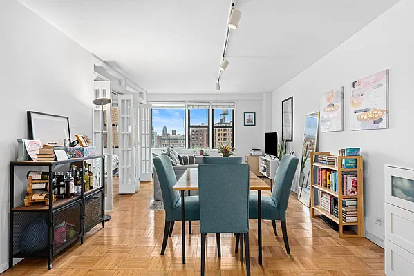 Sold by Compass | media 1