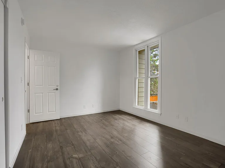 6379 Barrie Rd — Photo 11