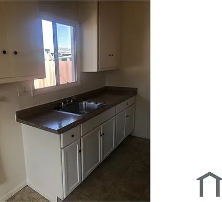 4121 N La Rica Ave — Photo 1