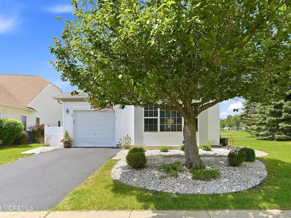 22 Stafford Drive, Manchester, NJ 08759