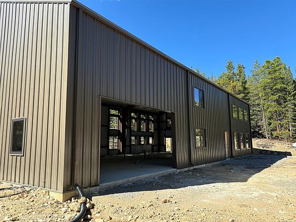 4th image of 344 Pond Drive