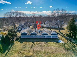 5 Hilltop Dr #5, Rockport, ME 04856