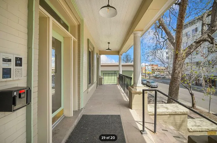 1425 N Washington St #202 — Photo 15