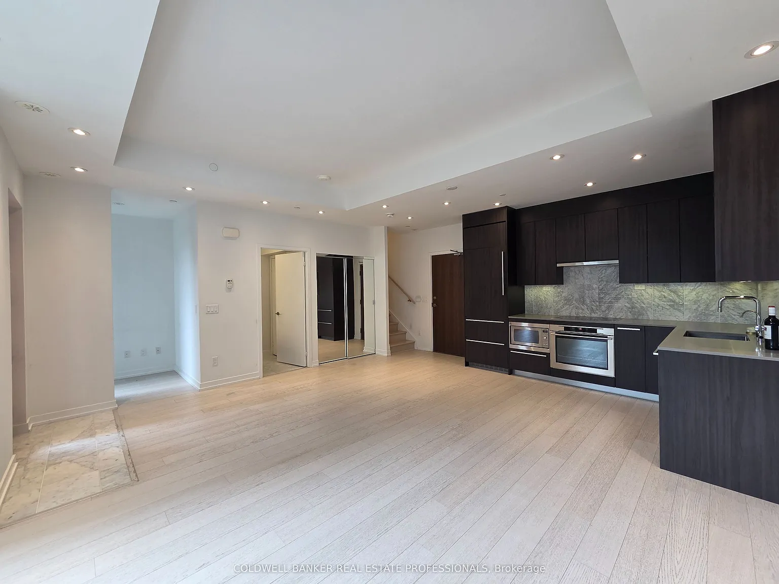 3 bed, $4,000 — Photo 4