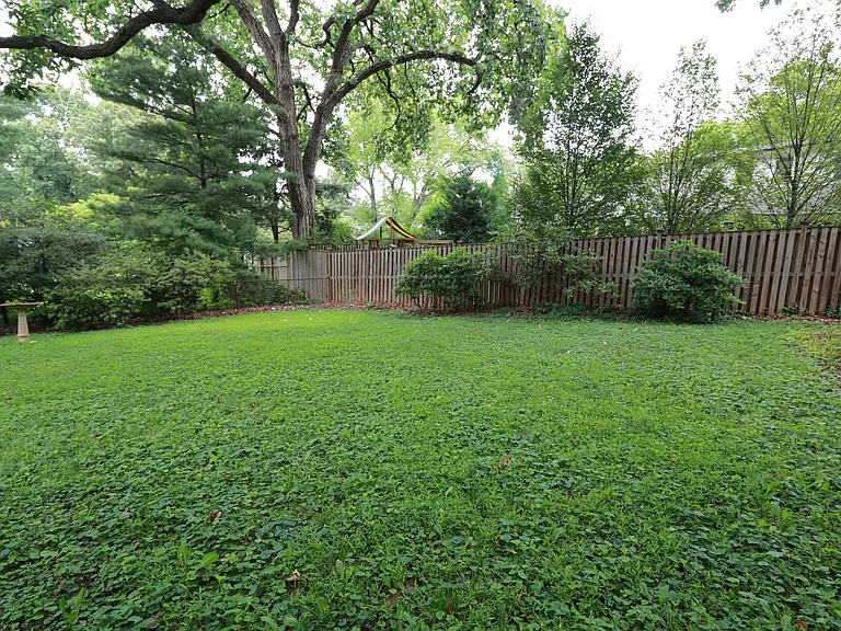 3303 Winnett Rd — Photo 39
