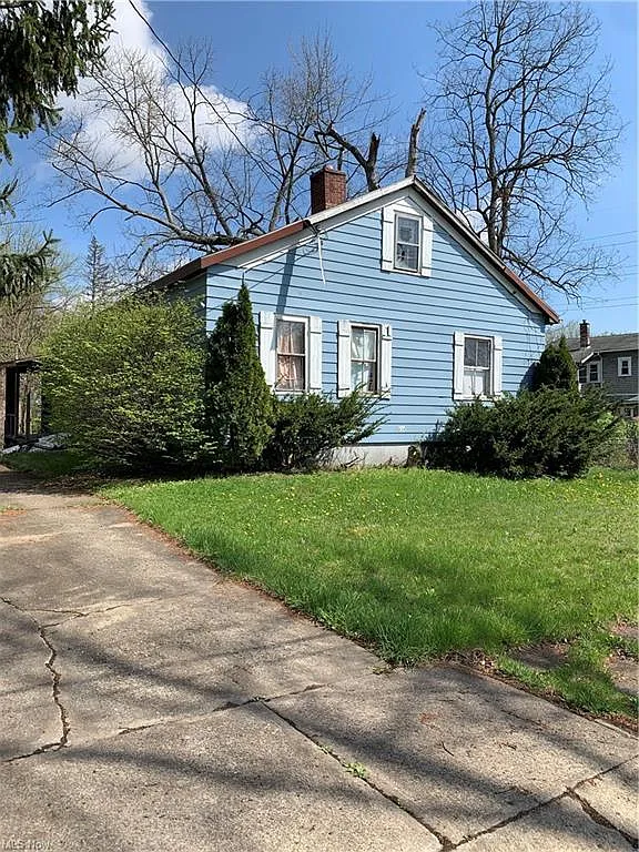 834 Mason St NW photo 1