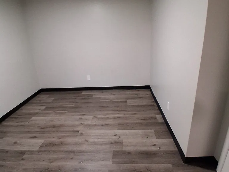 204 Grand Ave #15 — Photo 7