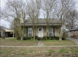 652 Meadow Bend Dr, Baton Rouge, LA 70820