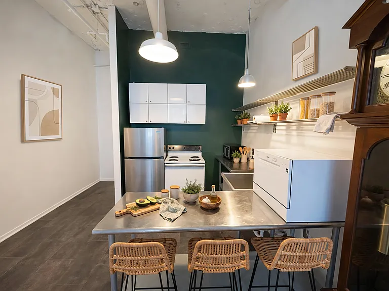 20 Marietta St NW #3A — Photo 1
