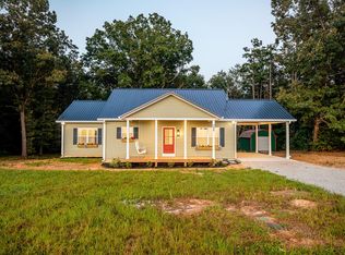 155 Mitchell St, Hohenwald, TN 38462
