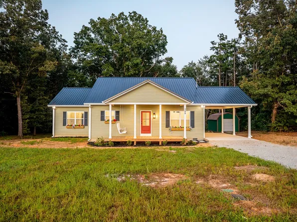 155 Mitchell St, Hohenwald, TN 38462