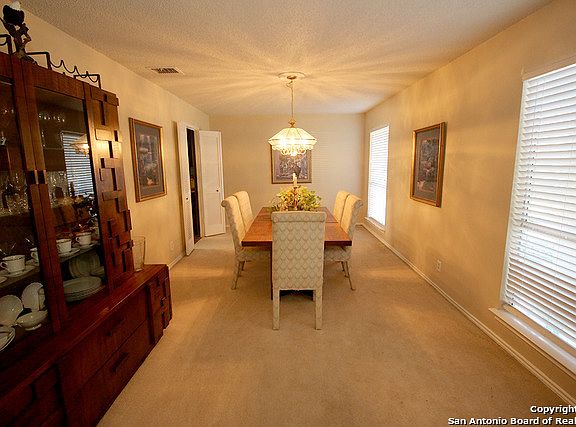 3rd image of 4626 Barhill Dr
