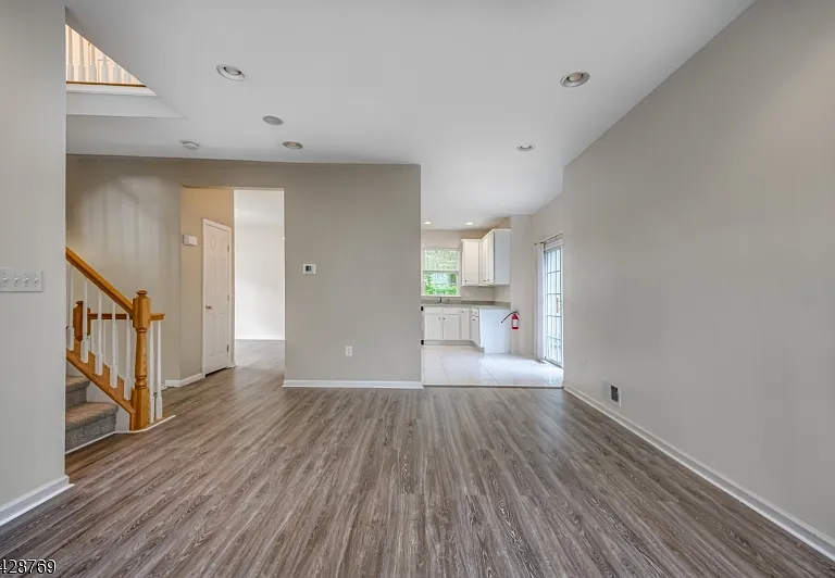 60 Brock Ln — Photo 10