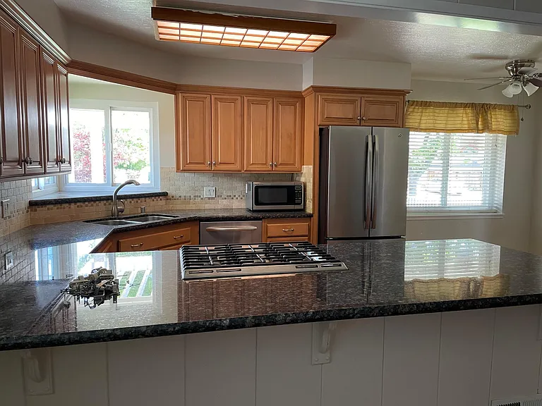 2098 Cirone Way — Photo 9