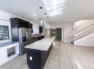 4680 SW 19th St, Hollywood, FL 33023