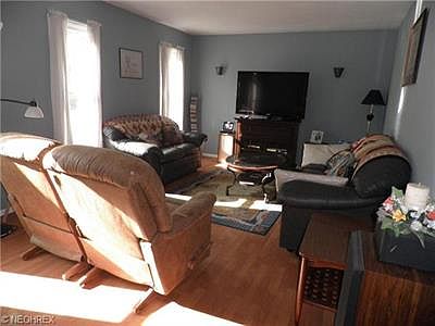 2nd image of 484 Waterbury Dr