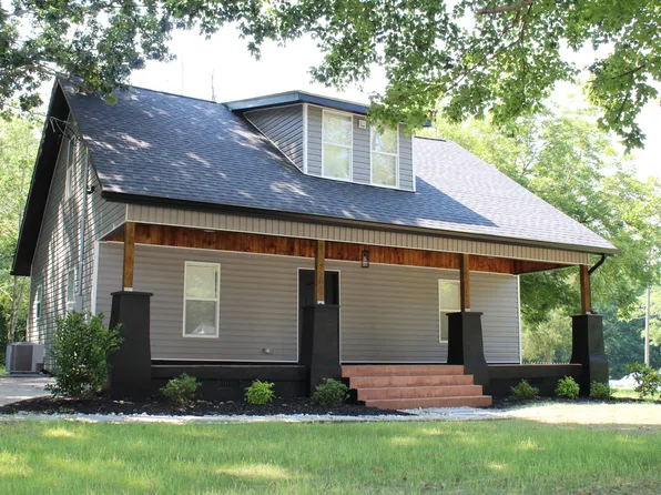 405 Sycamore St, Oxford, NC 27565