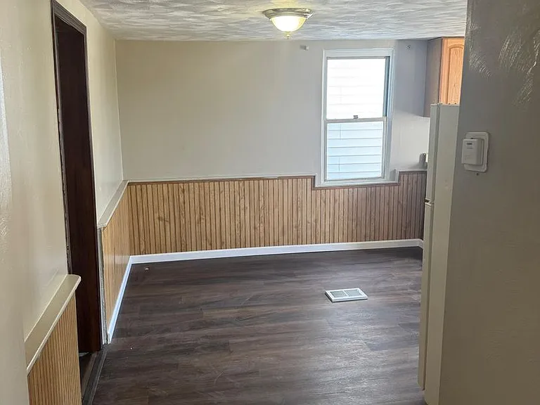 291 Maryland Ave — Photo 11
