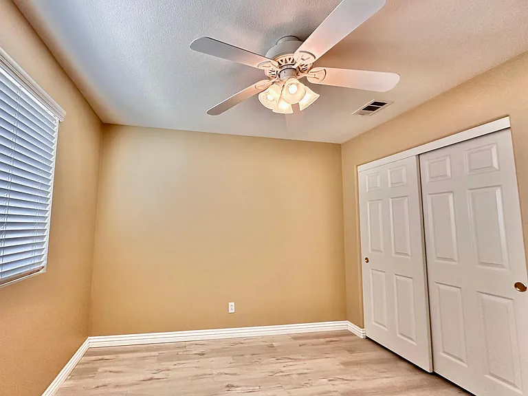 40285 Balboa Dr — Photo 17