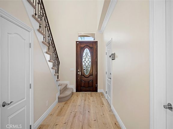 3rd image of 10508 Fernglen Ave