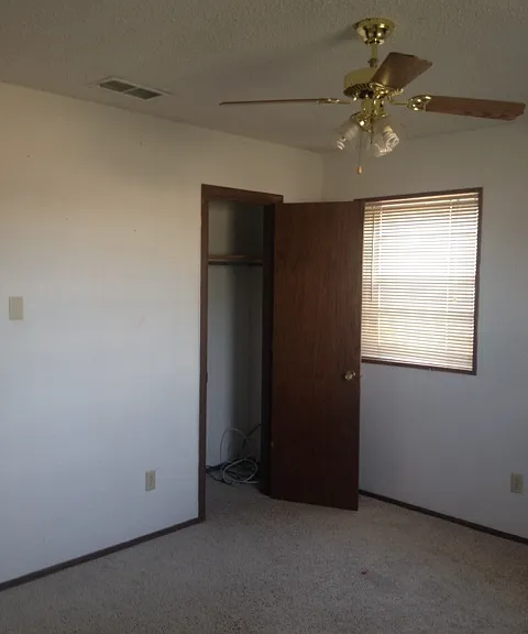101 Tucker Cir — Photo 13