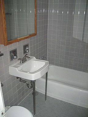 4th image of 6001 N Kenmore Ave APT 403